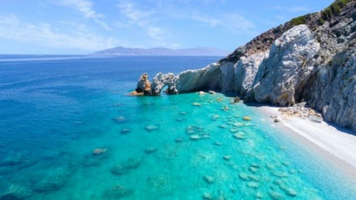 tourismos_gia_olous_klirwsi